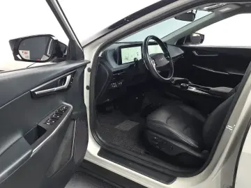 2022 Kia EV6 с пробегом 50 188 км