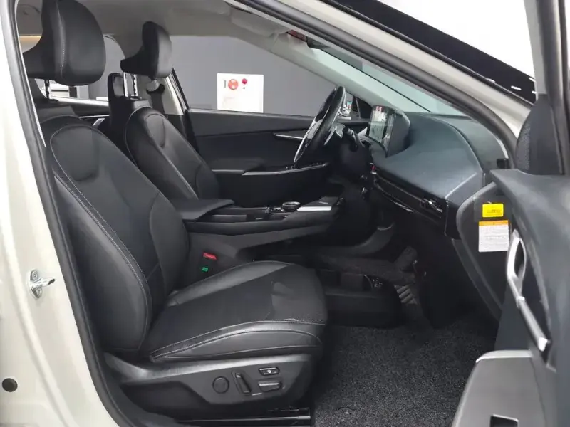 2022 Kia EV6 с пробегом 50 188 км