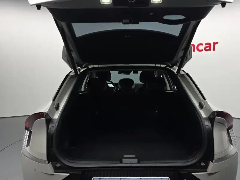 2022 Kia EV6 с пробегом 50 188 км