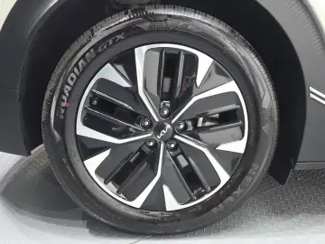 2022 Kia EV6 с пробегом 50 188 км