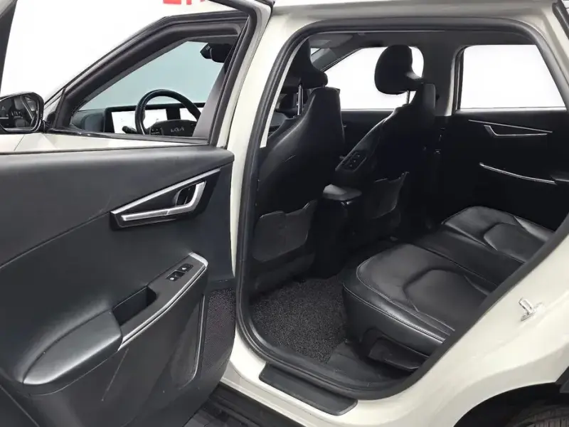 2022 Kia EV6 с пробегом 50 188 км