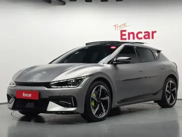2023 Kia EV6 с пробегом 58 449 км