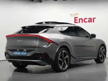 2023 Kia EV6 с пробегом 58 449 км