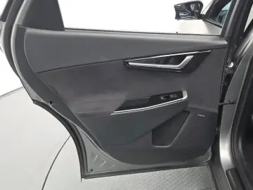 2023 Kia EV6 с пробегом 58 449 км