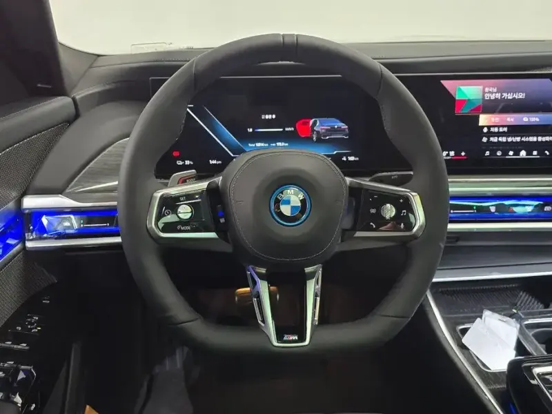 2025 BMW i7 с пробегом 12 514 км