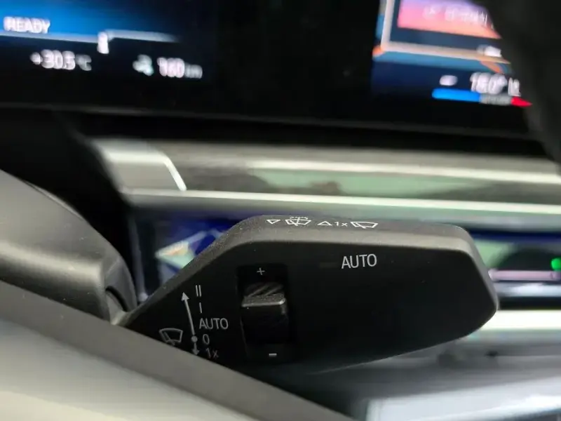 2025 BMW i7 с пробегом 12 514 км