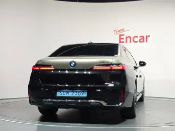 2024 BMW i7 с пробегом 56 241 км