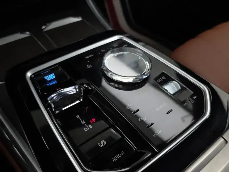 2024 BMW i7 с пробегом 56 241 км