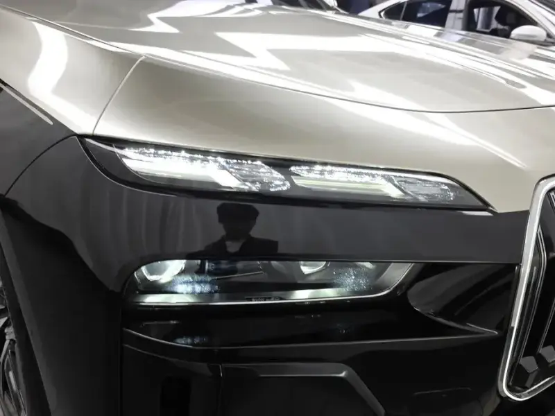 2024 BMW i7 с пробегом 56 241 км