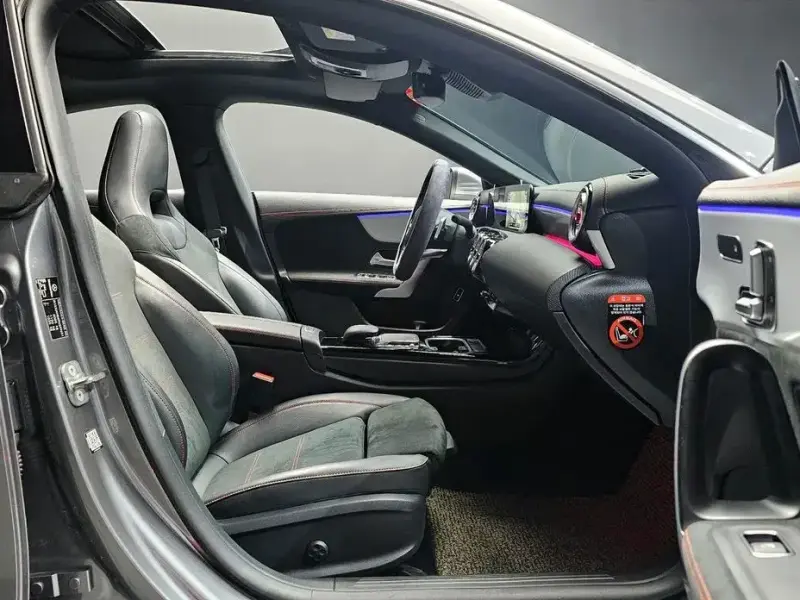 2023 Mercedes-Benz CLA с пробегом 19 873 км