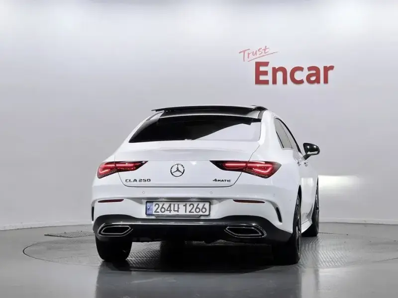2022 Mercedes-Benz CLA с пробегом 48 056 км