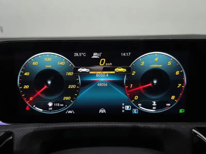 2022 Mercedes-Benz CLA с пробегом 48 056 км