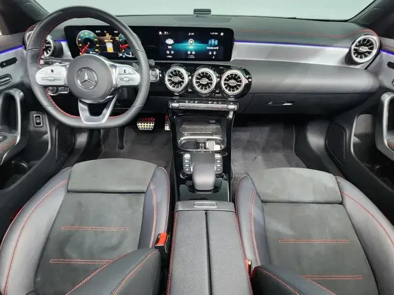 2021 Mercedes-Benz CLA с пробегом 32 489 км