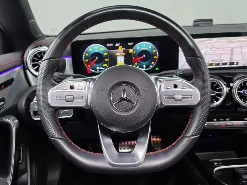 2022 Mercedes-Benz CLA с пробегом 48 056 км