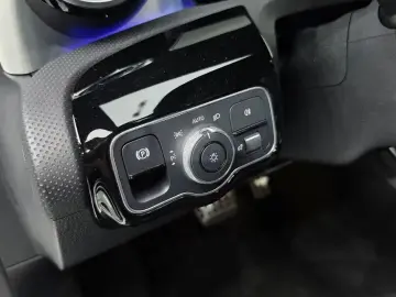 2022 Mercedes-Benz CLA с пробегом 48 056 км