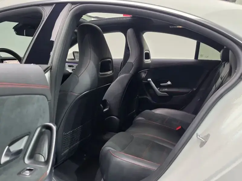 2022 Mercedes-Benz CLA с пробегом 48 056 км