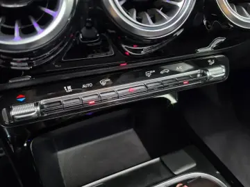 2022 Mercedes-Benz CLA с пробегом 48 056 км