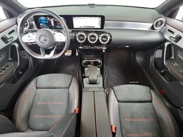 2022 Mercedes-Benz CLA с пробегом 62 339 км