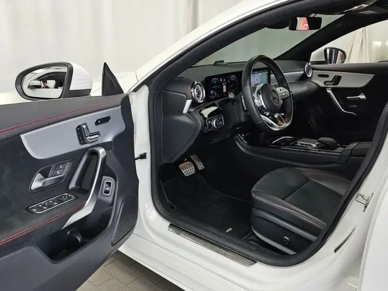 2022 Mercedes-Benz CLA с пробегом 62 339 км