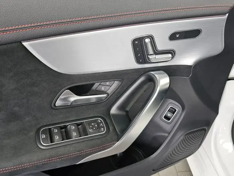 2022 Mercedes-Benz CLA с пробегом 62 339 км