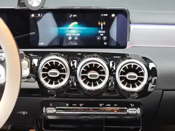 2020 Mercedes-Benz CLA с пробегом 77 866 км