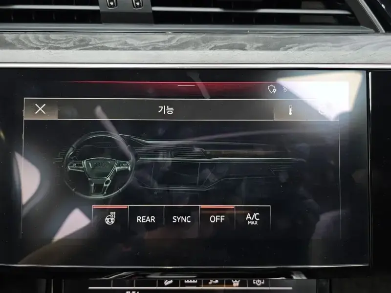 2021 Audi e-tron с пробегом 109 500 км