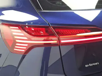 2021 Audi e-tron с пробегом 109 500 км