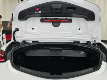 2025 Mercedes-Benz CLE с пробегом 6 919 км