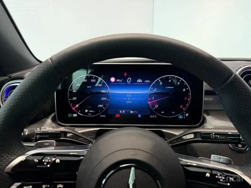 2026 Mercedes-Benz CLE с пробегом 1 025 км