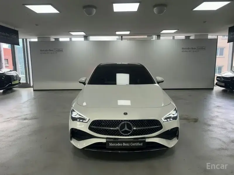 2025 Mercedes-Benz CLA с пробегом 9 248 км