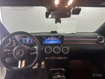 2025 Mercedes-Benz CLA с пробегом 9 248 км