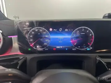 2025 Mercedes-Benz CLA с пробегом 9 248 км