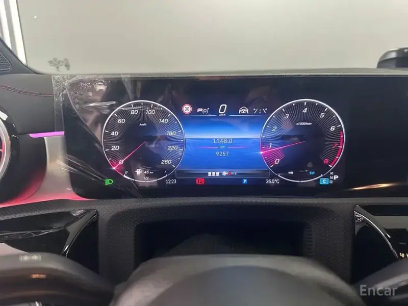 2025 Mercedes-Benz CLA с пробегом 9 248 км