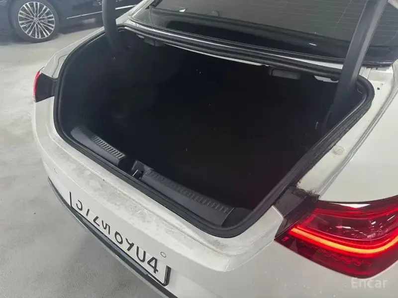 2025 Mercedes-Benz CLA с пробегом 9 248 км