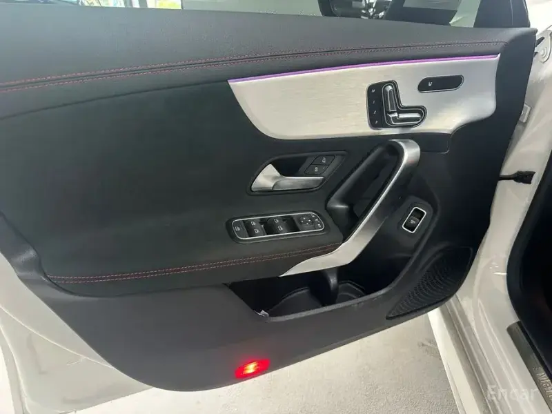 2025 Mercedes-Benz CLA с пробегом 9 248 км
