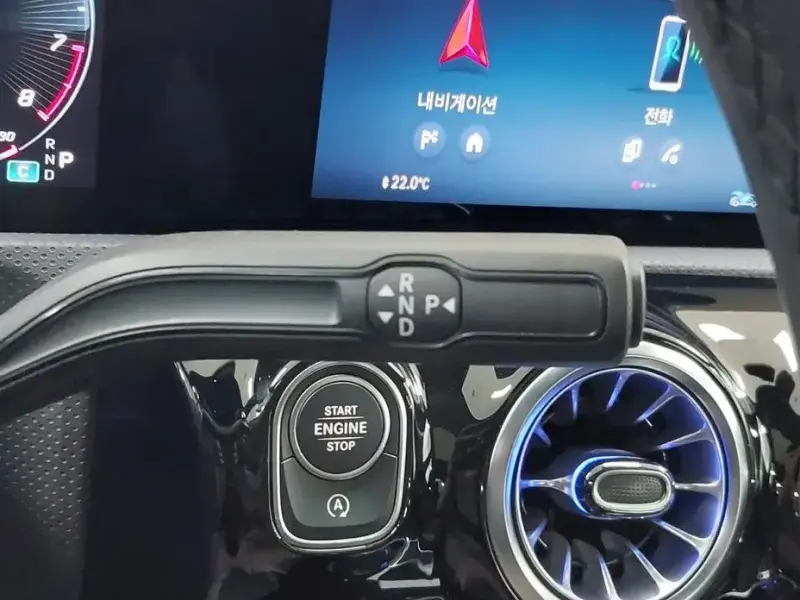 2025 Mercedes-Benz CLA с пробегом 92 км