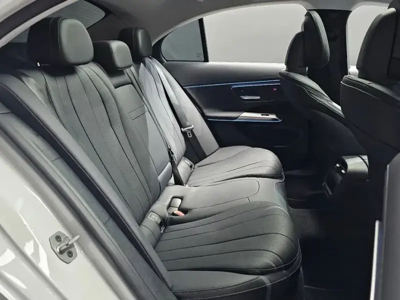 2024 Mercedes-Benz E-Класс с пробегом 21 698 км