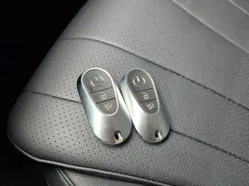 2024 Mercedes-Benz E-Класс с пробегом 21 698 км