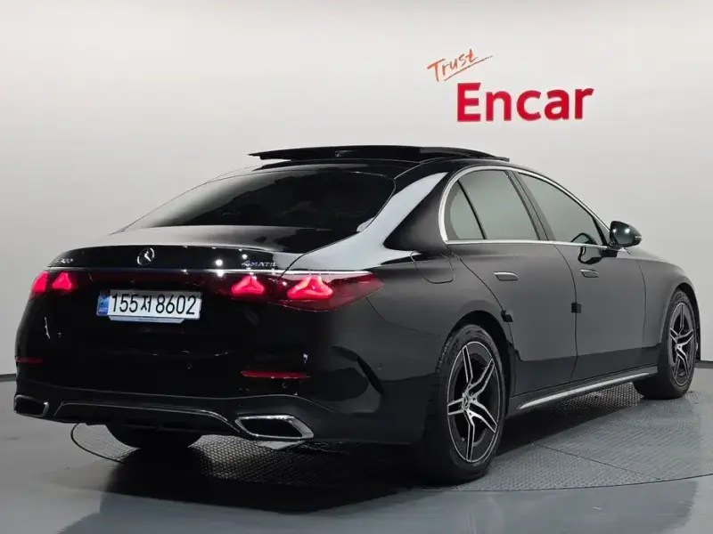 2025 Mercedes-Benz E-Класс с пробегом 18 930 км