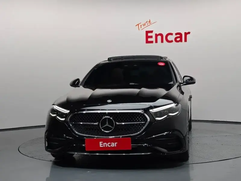2025 Mercedes-Benz E-Класс с пробегом 18 930 км