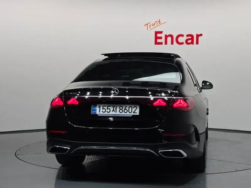 2025 Mercedes-Benz E-Класс с пробегом 18 930 км