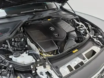 2025 Mercedes-Benz E-Класс с пробегом 18 930 км