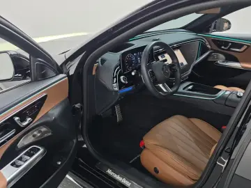2025 Mercedes-Benz E-Класс с пробегом 18 930 км