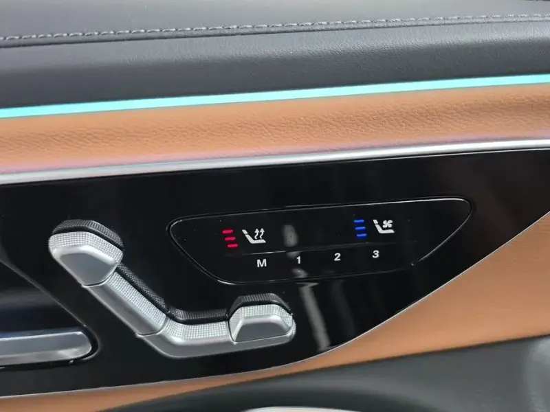 2025 Mercedes-Benz E-Класс с пробегом 18 930 км