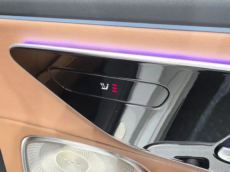 2025 Mercedes-Benz E-Класс с пробегом 19 839 км