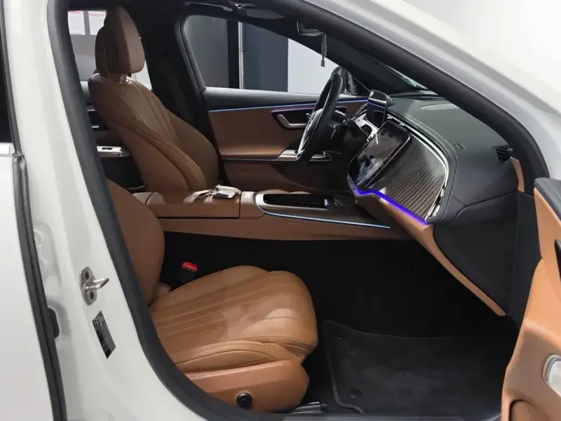 2025 Mercedes-Benz E-Класс с пробегом 19 839 км