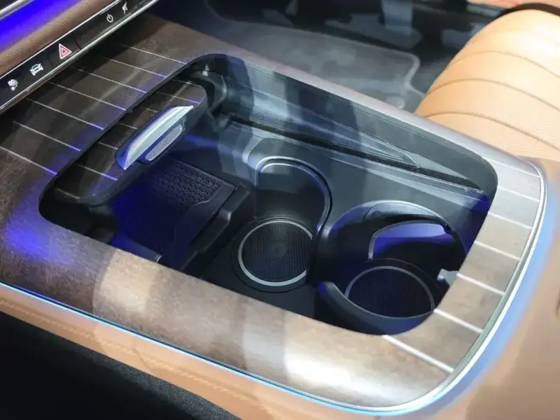 2025 Mercedes-Benz E-Класс с пробегом 19 839 км