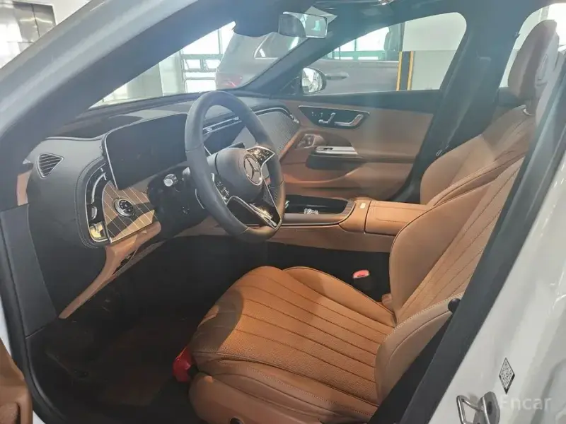 2025 Mercedes-Benz E-Класс с пробегом 5 000 км