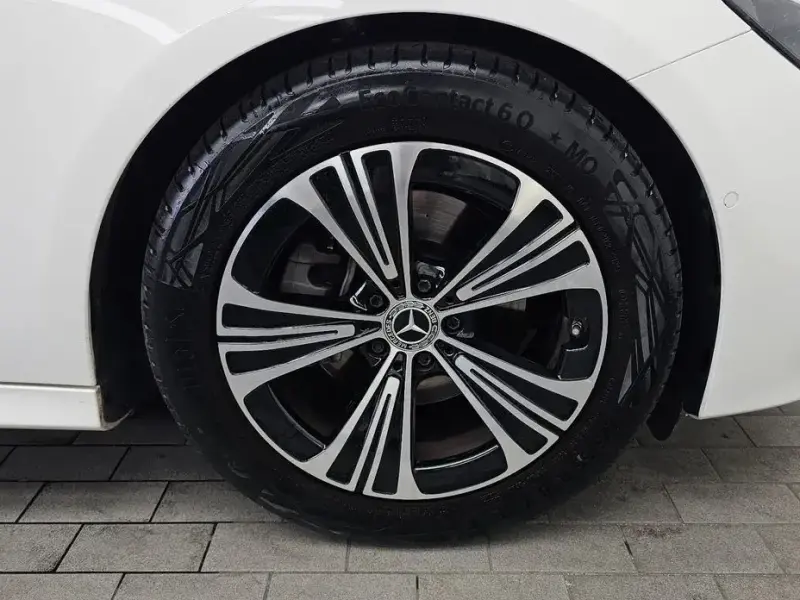 2025 Mercedes-Benz E-Класс с пробегом 16 330 км