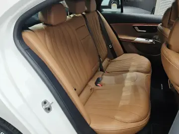 2025 Mercedes-Benz E-Класс с пробегом 7 794 км